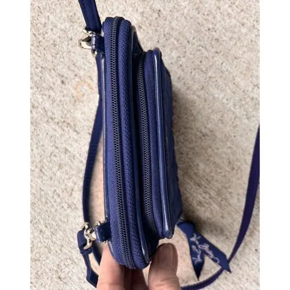Vera Bradley Womens Blue Crossbody Quilted Lightweight Pockets 2 Zips Small - Picture 8 of 8